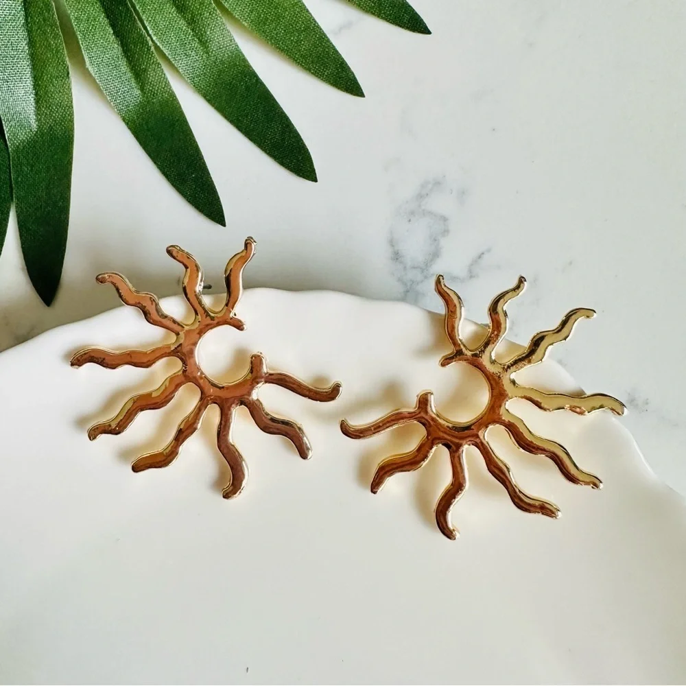 2/$30🌵 Gold Soleil Sun Rays Sunburst Celestial Earrings Jewelry Boho Gift NEW